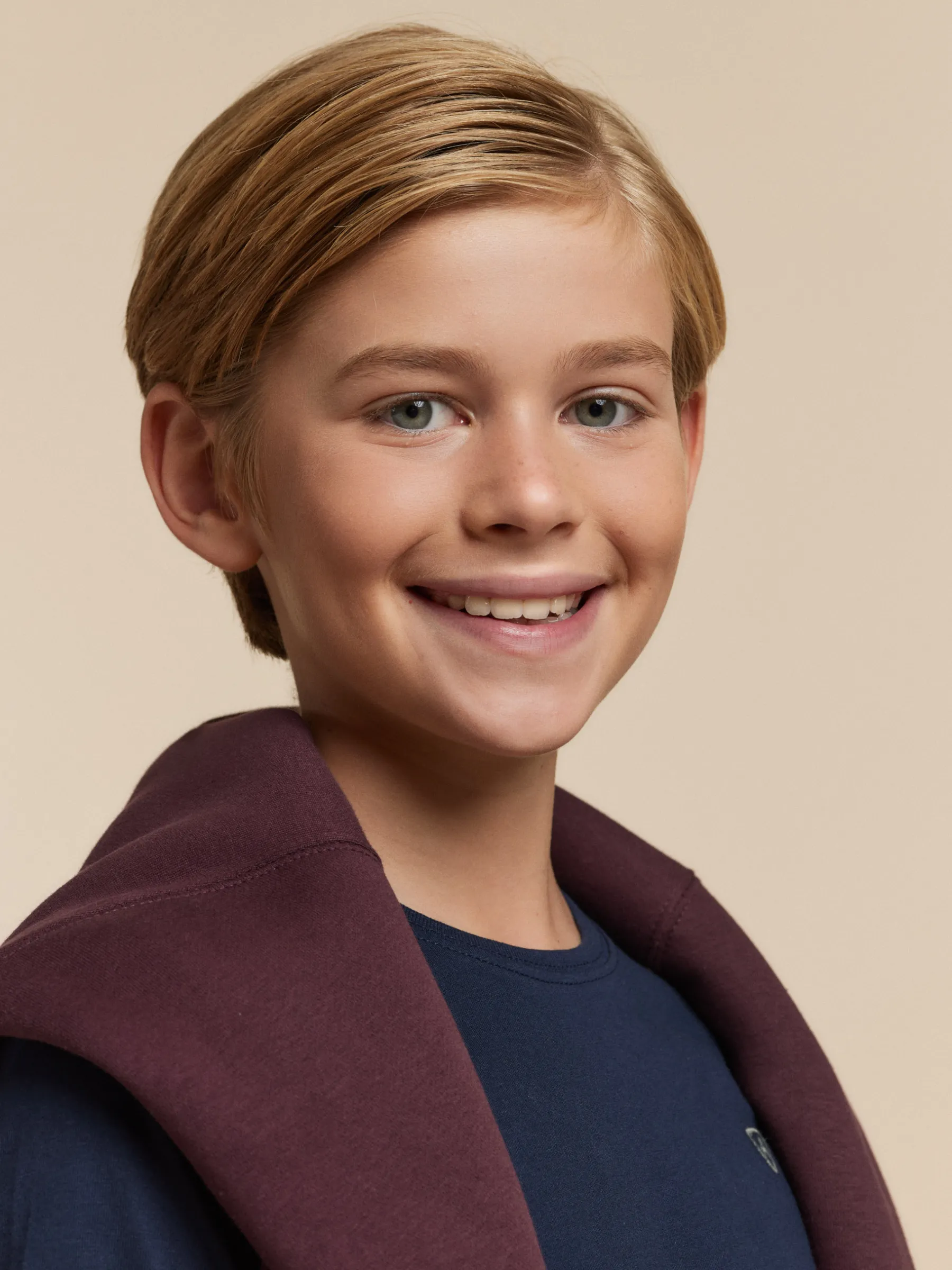 Alvaro Moreno CAMISETA BASICA KIDS- Camisetas