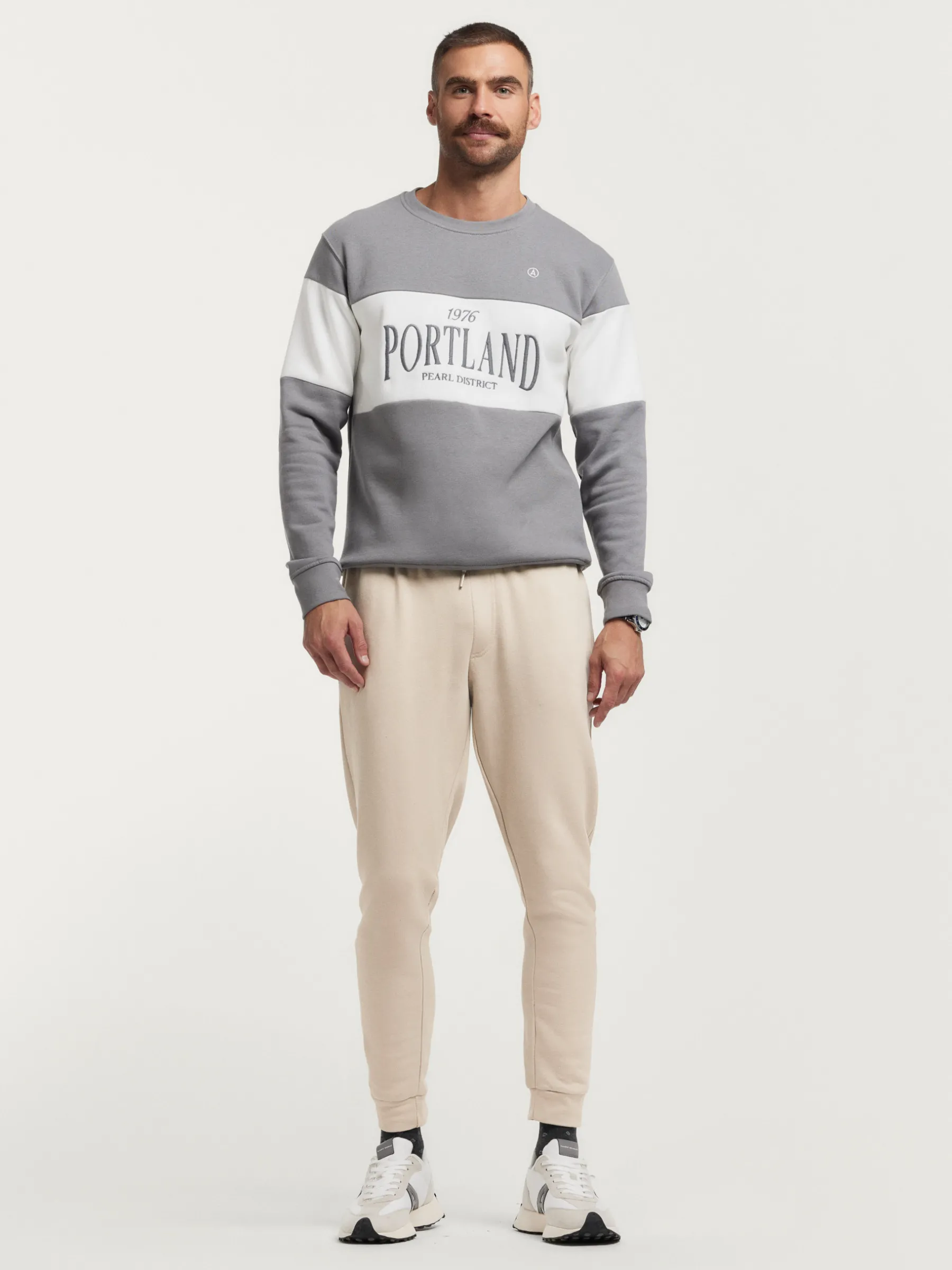 Alvaro Moreno JOGGER BASIC-Hombre Teen|Casual